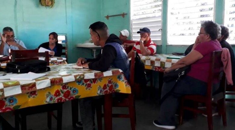 grupo municipal de alimento proceso distribución comercialización