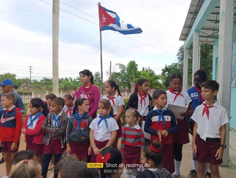 escuelas primarias homenaje a José Martí