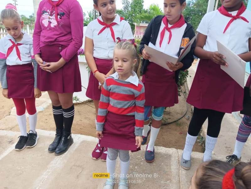 escuelas primarias homenaje a José Martí