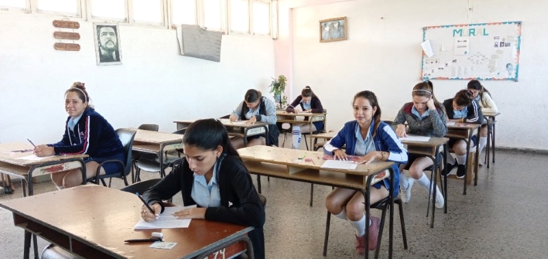Duodécimo grado con la mirada en los exámenes de ingreso