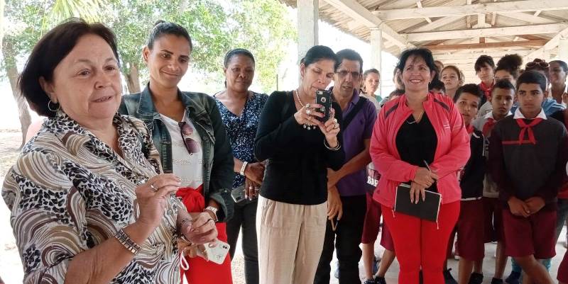 intercambios de las candidatas a diputadas Sandino
