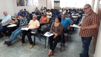 funcionarios del Comité Central del Partido