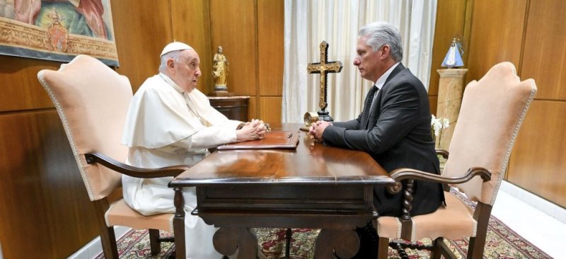 papa francisco recibe a diaz canel presidente