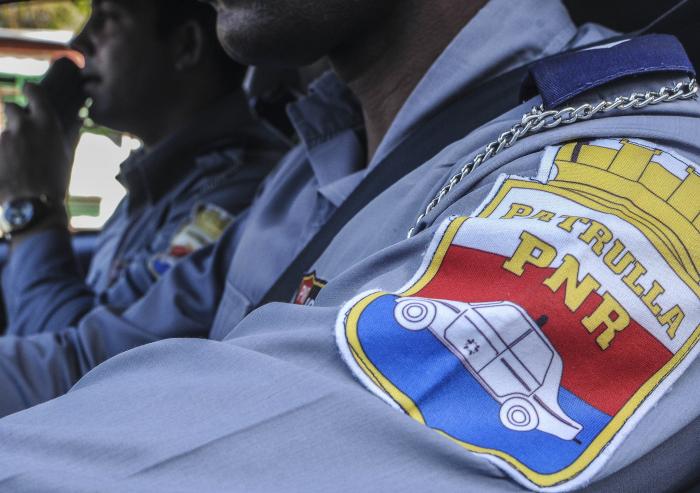 policía nacional revolucionaria