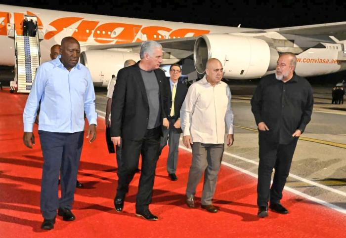 presidente regresó a cuba de Europa