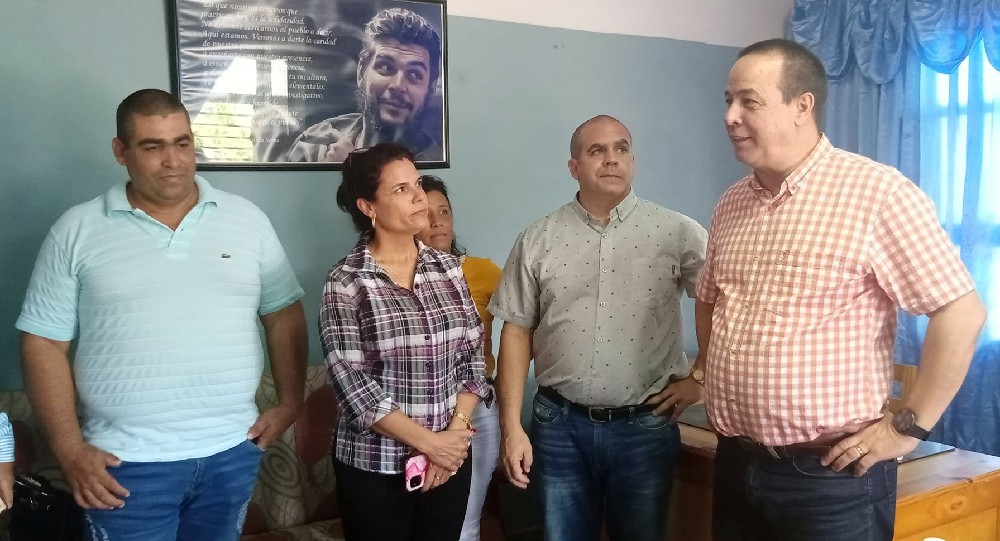 Ministro de Salud Pública de la Reública de Cuba Dr. José Angel Portal Miranda visita sandino pinar del río