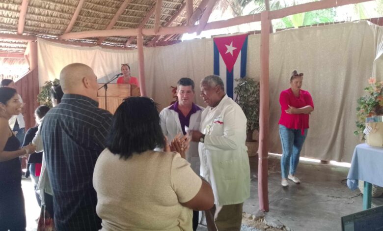 Celebran Día de la Medicina Latinoamericana en Sandino