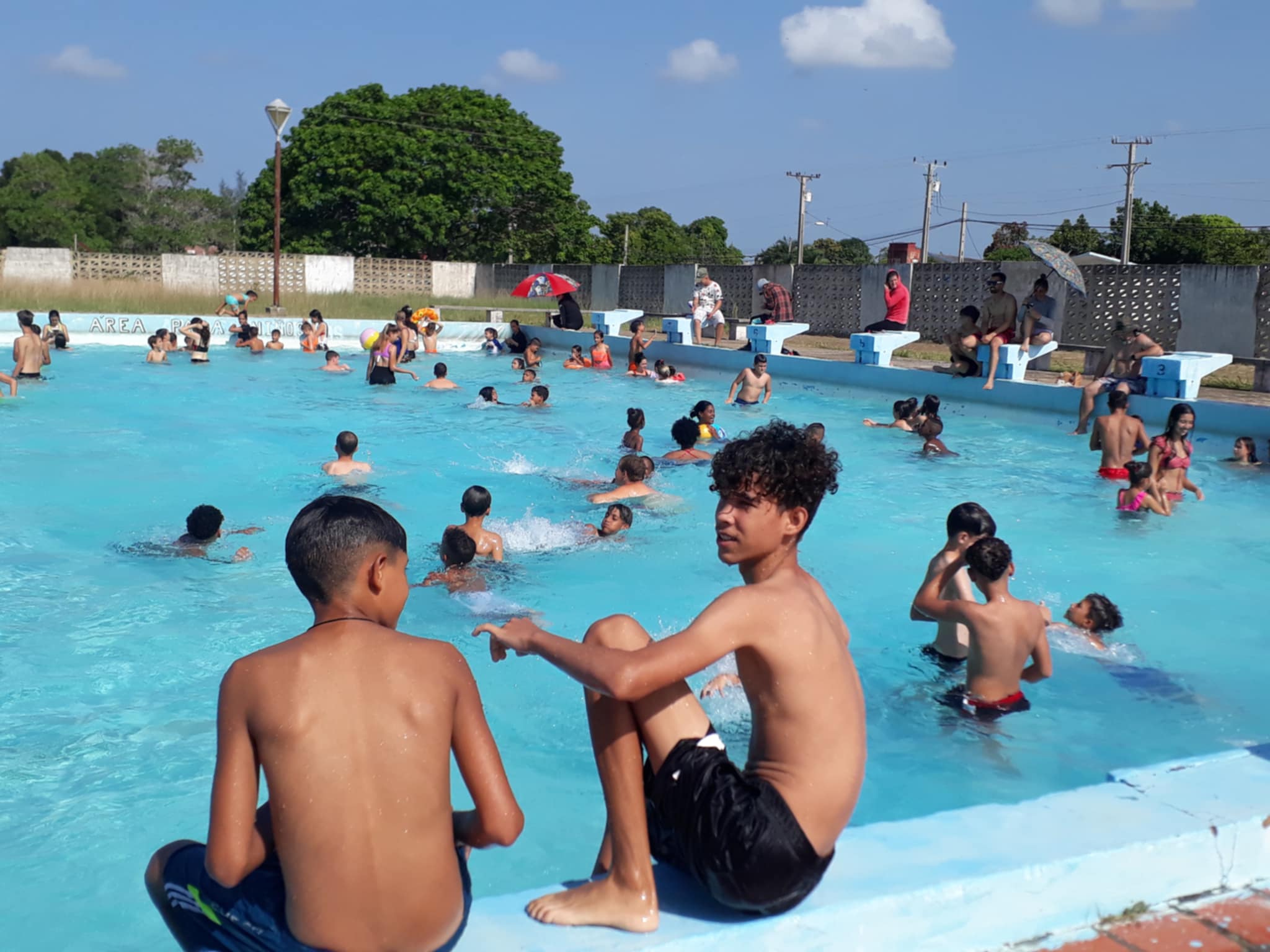 Comienza a prestar servicio piscina del Combinado Deportivo No. 1 en Sandino
