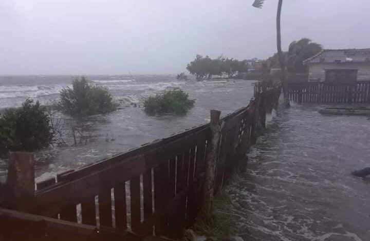 Tormenta Tropical Helene causa afectaciones en Cortés