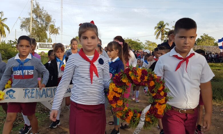 Sandinenses rinden homenaje al Señor de la Vanguardia