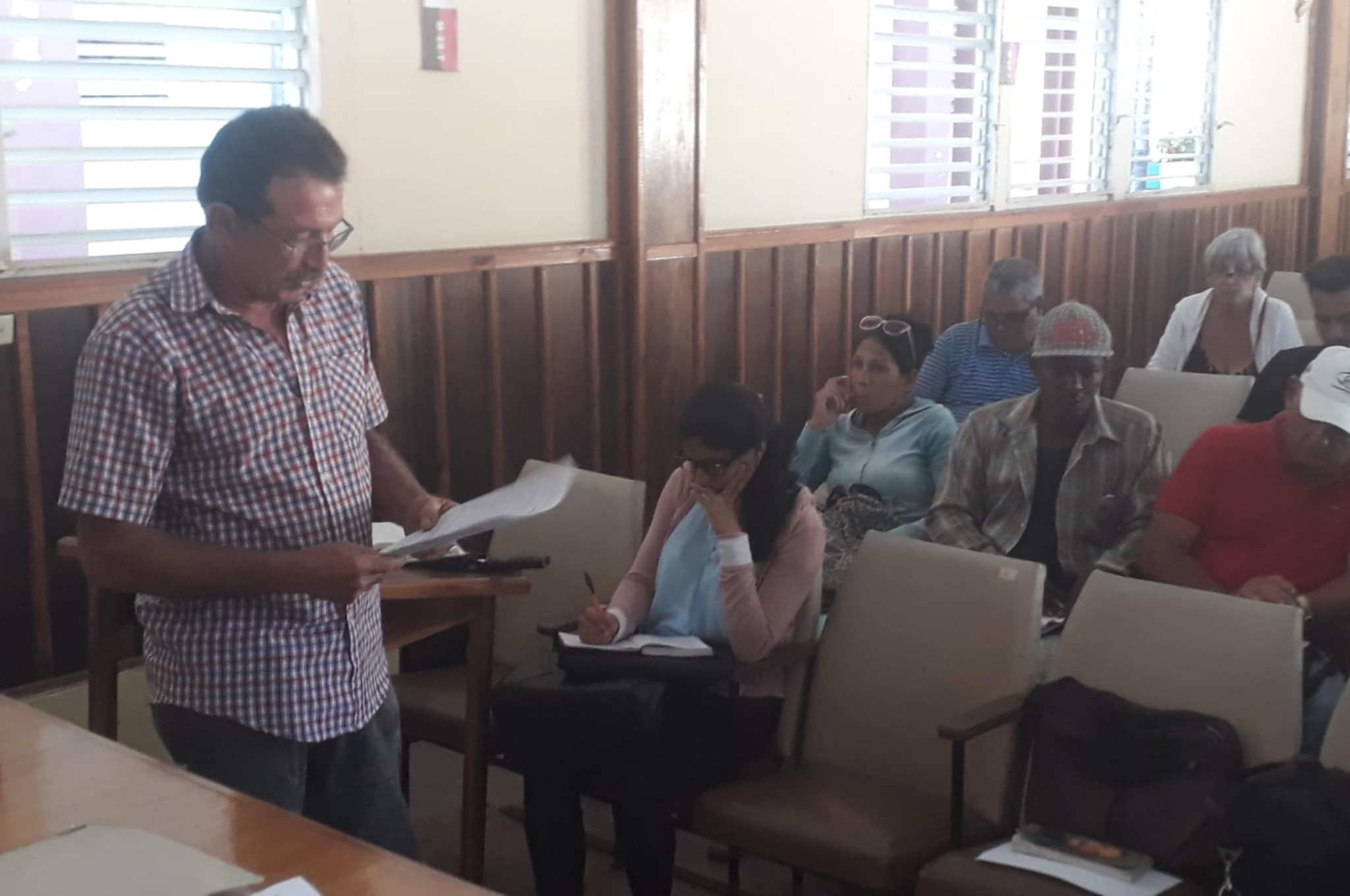 control y fiscalización a la leche en unidades del comercio en cruzamiento en Sandino