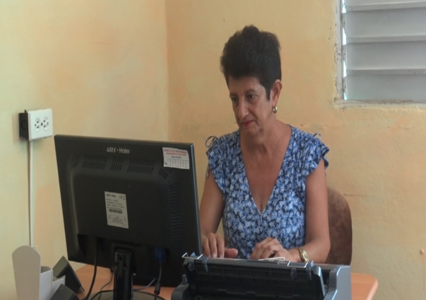 Lucila Roja
