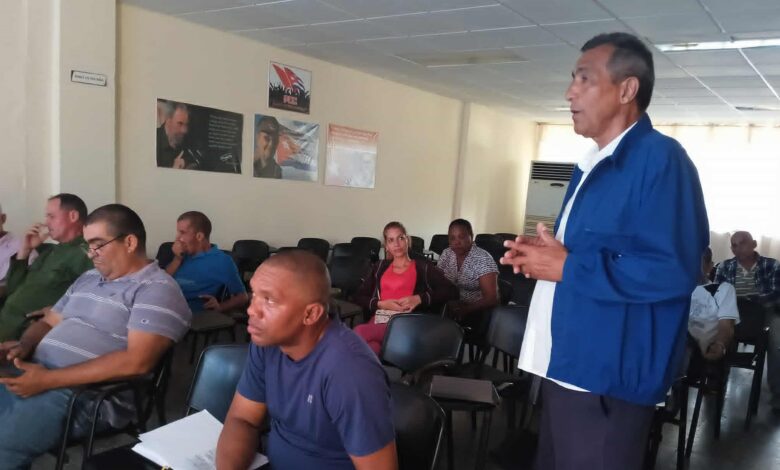 Consejo de Defensa municipal de Sandino realiza acciones tras el paso del Huracán Melissa por el oriente cubano