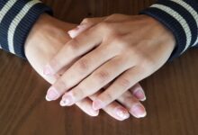 manos de una mujer cubana