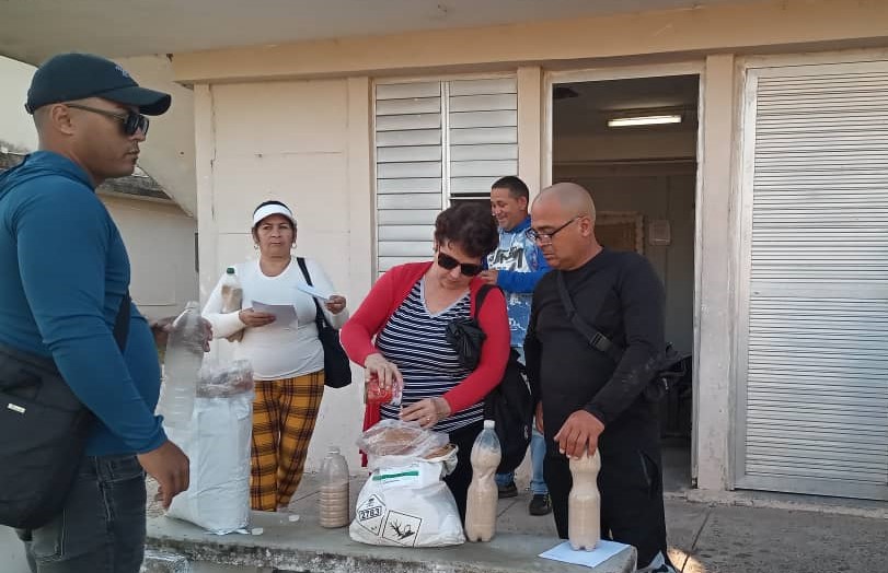 Unidad Municipal de Higiene y Epidemiología apoya campaña contra el mosquito en el Policlínico Ernesto Guevara