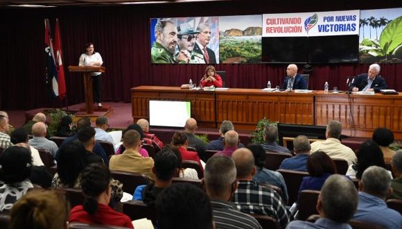 Plenos Extraordinarios de los Comités Provinciales del Partido