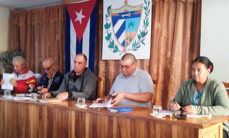 Evalúan en Sandino objetivos del Programa de Gobierno 