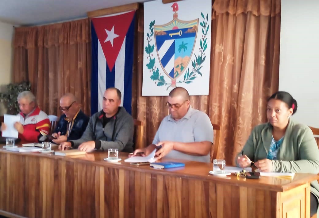 Evalúan en Sandino objetivos del Programa de Gobierno 