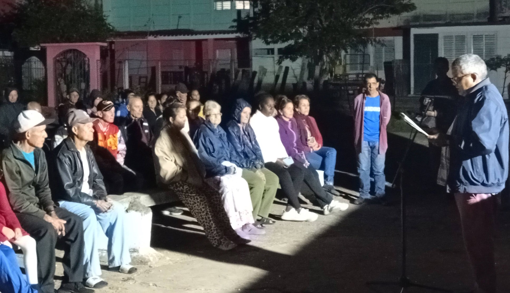barrio debate antiimperialista contra el bloqueo